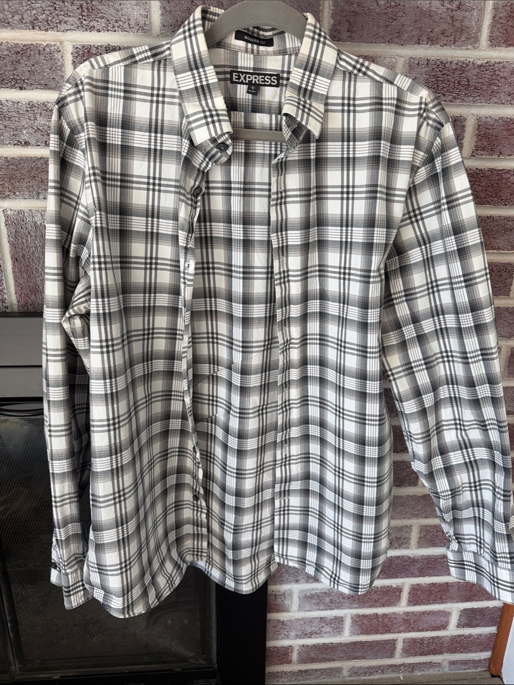 Express White and Gray Plaid Long-Sleeve Button-Down Shirt